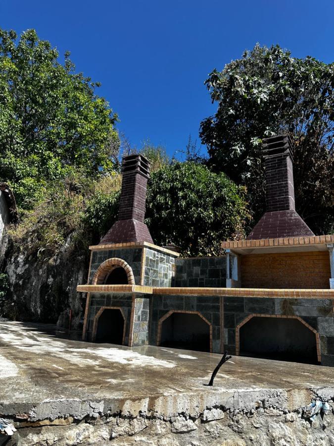 Bujtina Sakollari